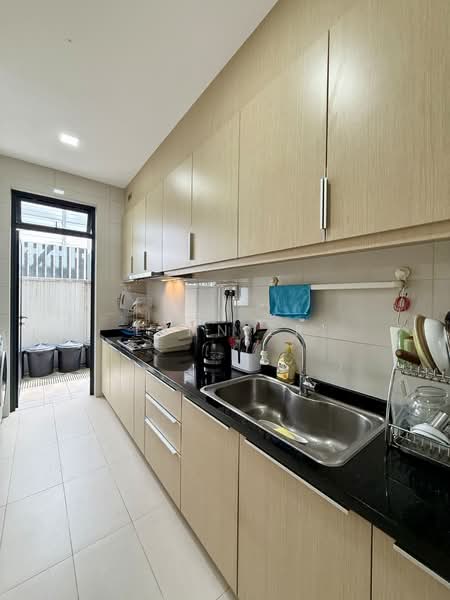 Luxus Hills Semi-Detached House For Sale at S$ 6,200,000 | PropertyGuru Singapore - Kitchen