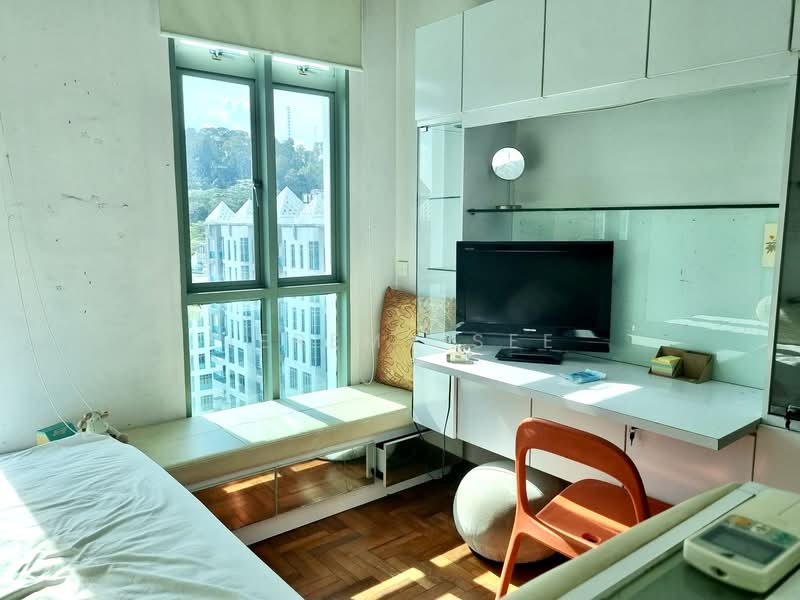 Hume Park II Condominium For Sale at S$ 3,800,000 | PropertyGuru Singapore - Bedroom 2