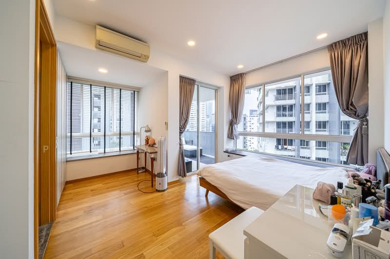 The Peak @ Cairnhill I Condominium For Sale at S$ 1,400,000 | PropertyGuru Singapore - Bedroom