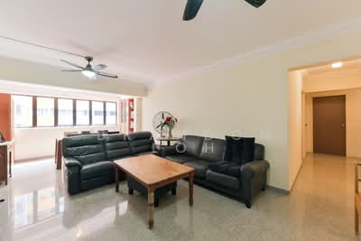 For Sale - 221 Bukit Batok East Avenue 3