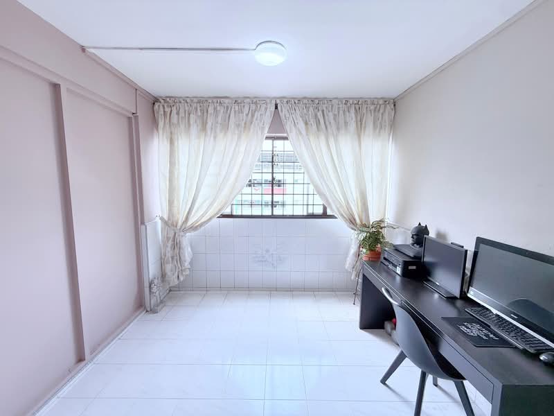 786 Yishun Ring Road HDB Flat For Sale at S$ 699,999 | PropertyGuru Singapore