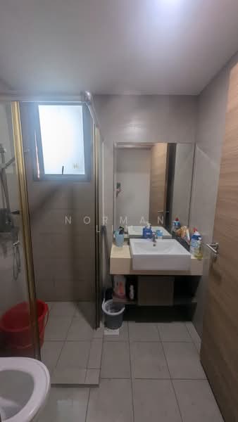 The Canopy, 83 Yishun Avenue 11, 2 Bedrooms, 936 sqft, Executive Condominium For Rent, by Norman Lim, 500068375 - Bathroom - PropertyGuru.com.sg