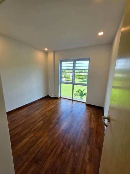 The Woodgrove, 3 Woodgrove Drive, 3 Bedrooms, 893 sqft, Apartment For Sale, by Shalom ., 500068381 - PropertyGuru.com.sg