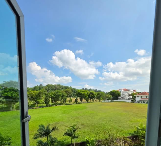 The Woodgrove, 3 Woodgrove Drive, 3 Bedrooms, 893 sqft, Apartment For Sale, by Shalom ., 500068381 - PropertyGuru.com.sg