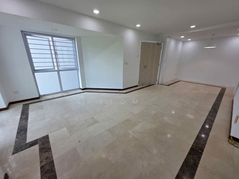 The Woodgrove, 3 Woodgrove Drive, 3 Bedrooms, 893 sqft, Apartment For Sale, by Shalom ., 500068381 - PropertyGuru.com.sg