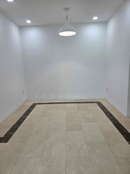 The Woodgrove, 3 Woodgrove Drive, 3 Bedrooms, 893 sqft, Apartment For Sale, by Shalom ., 500068381 - PropertyGuru.com.sg