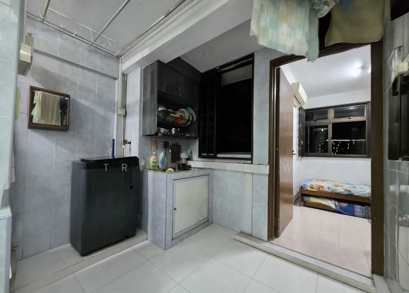 28 Hoy Fatt Road HDB Flat For Sale at S$ 308,000 | PropertyGuru Singapore - Kitchen