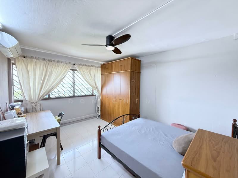 Yishun Ring Road HDB Flat For Sale at S$ 699,999 | PropertyGuru Singapore - Bedroom