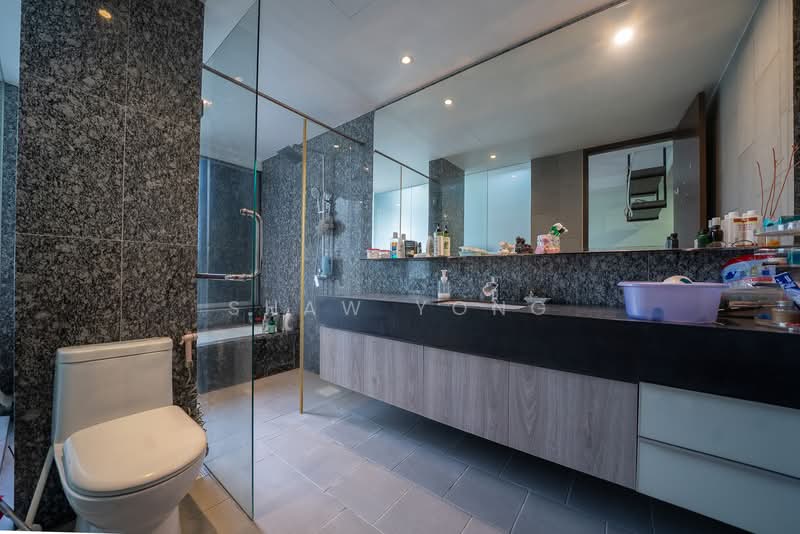 Springside Avenue Terraced House For Sale at S$ 4,500,000 | PropertyGuru Singapore - Bathroom