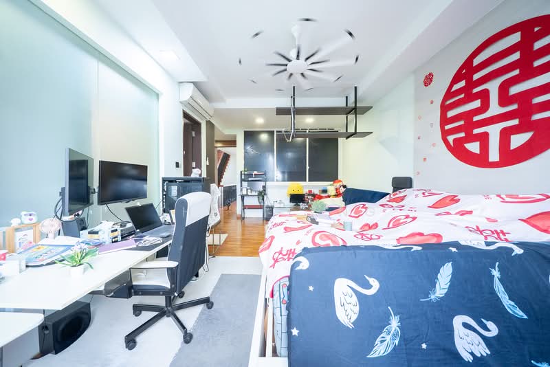 Springside Avenue Terraced House For Sale at S$ 4,500,000 | PropertyGuru Singapore - Bedroom