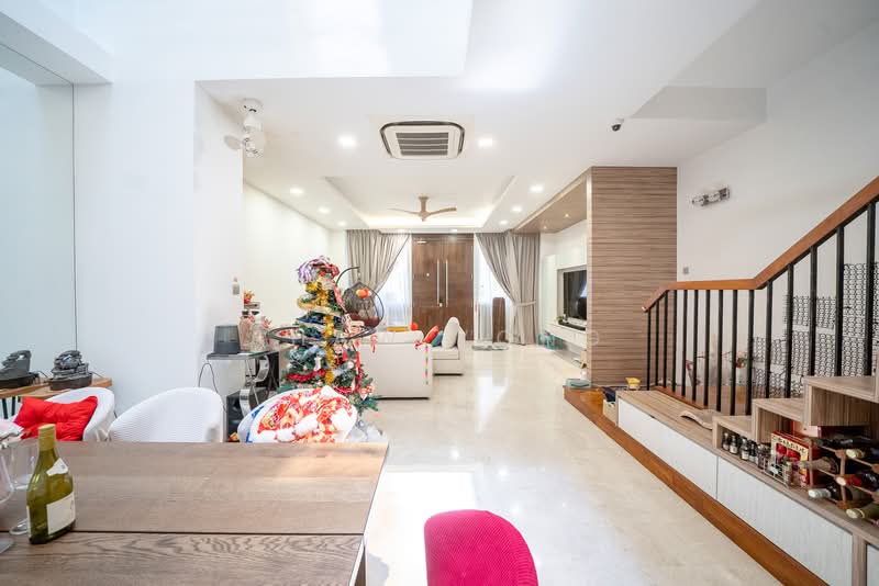 Springside Avenue Terraced House For Sale at S$ 4,500,000 | PropertyGuru Singapore