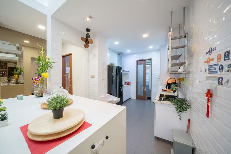 Springside Avenue Terraced House For Sale at S$ 4,500,000 | PropertyGuru Singapore - Kitchen