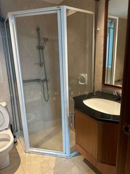 Burlington Square, 175 Bencoolen Street, Room Rental, 100 sqft, Apartment For Rent, by Catherine Koh, 500068406 - Master Bedroom 3 Private Bathroom - PropertyGuru.com.sg