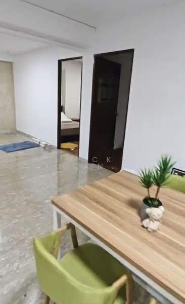 Worker Unit Welcome 8 Pax, Pasir Ris HDB Executive, 1 Bedroom, 1,700 sqft, HDB Flat For Rent, by Rick Khiantani, 500068415 - Interior - PropertyGuru.com.sg