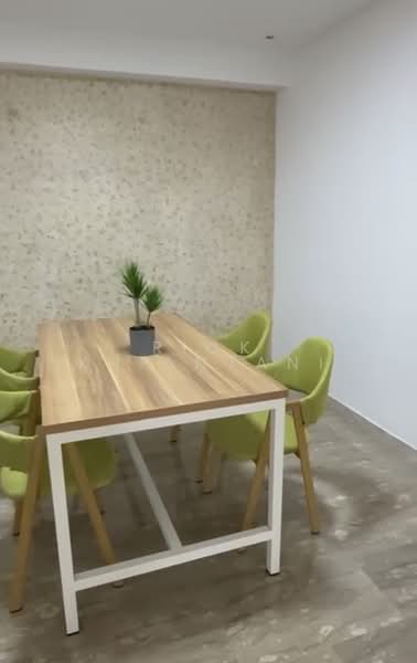 Worker Unit Welcome 8 Pax, Pasir Ris HDB Executive, 1 Bedroom, 1,700 sqft, HDB Flat For Rent, by Rick Khiantani, 500068415 - Dining Room - PropertyGuru.com.sg