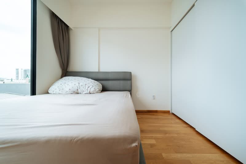 Rymden 77 Condominium For Sale at S$ 2,600,000 | PropertyGuru Singapore - Bedroom