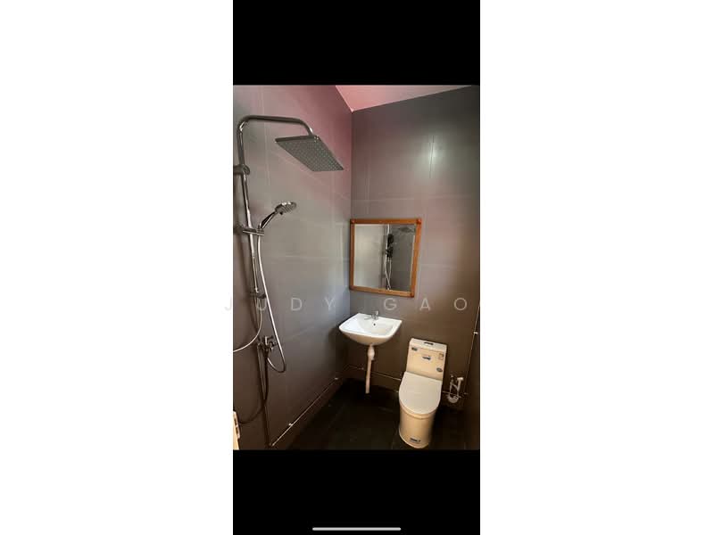 Jalan Kayu Estate, Jalan Tari Piring, Room Rental, 90 sqft, Terraced House For Rent, by Judy Gao, 500068447 - Bathroom - PropertyGuru.com.sg