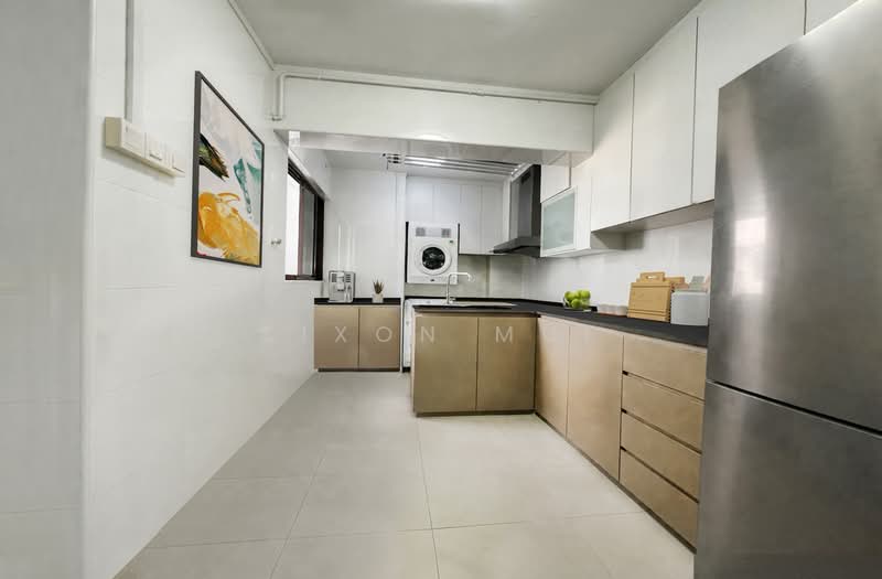 516 Bedok North Avenue 2 HDB Flat For Sale at S$ 768,000 | PropertyGuru Singapore - Kitchen