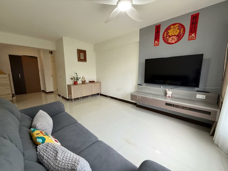 288A Compassvale Crescent HDB Flat For Sale at S$ 798,000 | PropertyGuru Singapore - Living Room