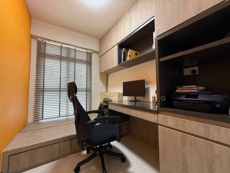 288A Compassvale Crescent HDB Flat For Sale at S$ 798,000 | PropertyGuru Singapore - Study