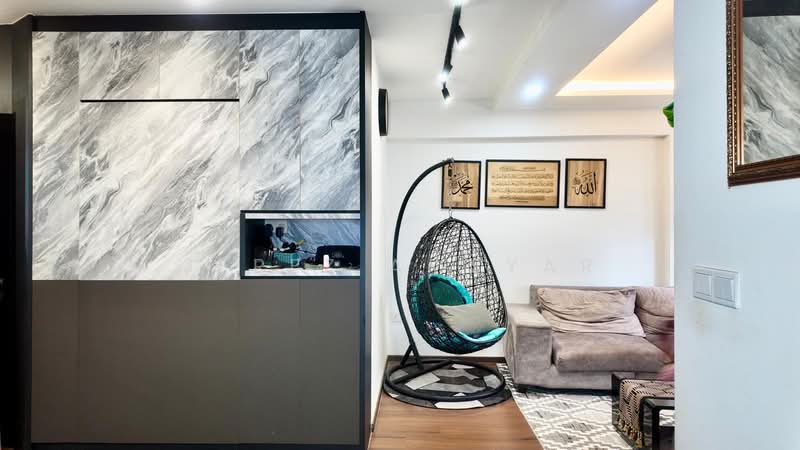 619A Tampines Street 61 HDB Flat For Sale at S$ 788,000 | PropertyGuru Singapore - Living Room