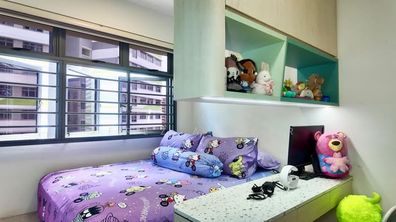 619A Tampines Street 61 HDB Flat For Sale at S$ 788,000 | PropertyGuru Singapore - Bedroom