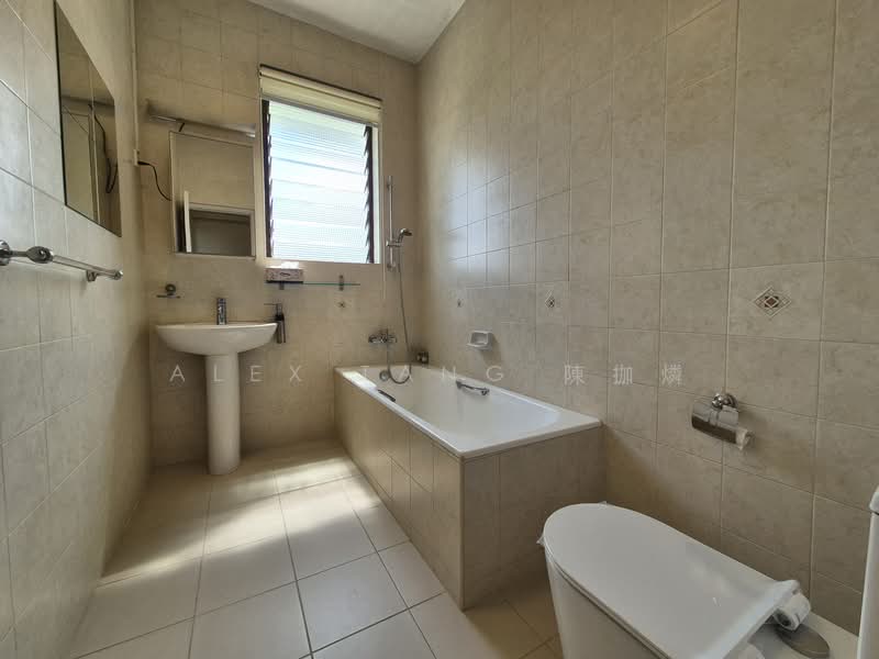 Botanic Gardens Mansion, 2 Taman Serasi, 3 Bedrooms, 1,755 sqft, Apartment For Rent, by Alex Tang 陳拁燐, 500068478 - Bathroom - PropertyGuru.com.sg