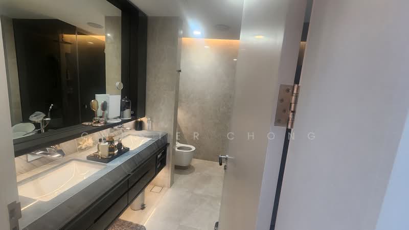 Riviere Condominium For Sale at S$ 5,690,000 | PropertyGuru Singapore - Bathroom
