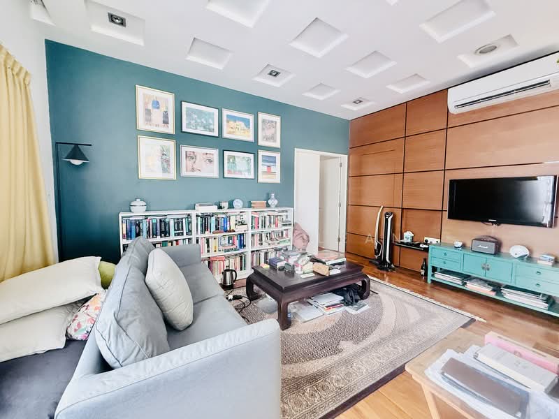 Serangoon Garden Estate Semi-Detached House For Sale at S$ 8,800,000 | PropertyGuru Singapore - Living Room