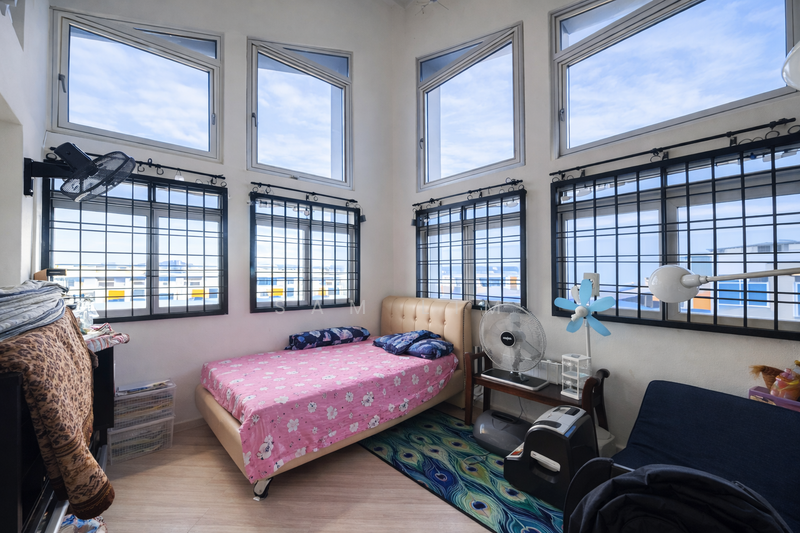 For Sale - 709 Jurong West Street 71