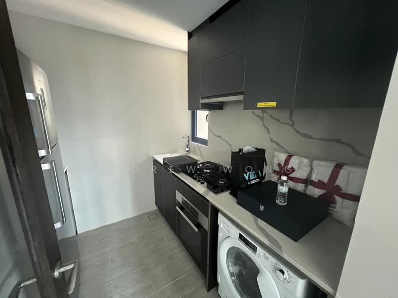 Wilshire Residences Condominium For Sale at S$ 2,258,000 | PropertyGuru Singapore - Kitchen