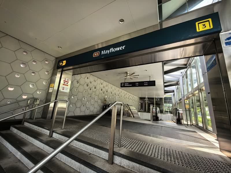 150 Ang Mo Kio Avenue 5 HDB Flat For Sale at S$ 448,000 | PropertyGuru Singapore - Entrance