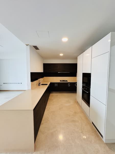 Martin Place Residences, 2 Martin Place, 2 Bedrooms, 1,163 sqft, Condominium For Rent, by Mitch Soh, 500068532 - Kitchen - PropertyGuru.com.sg