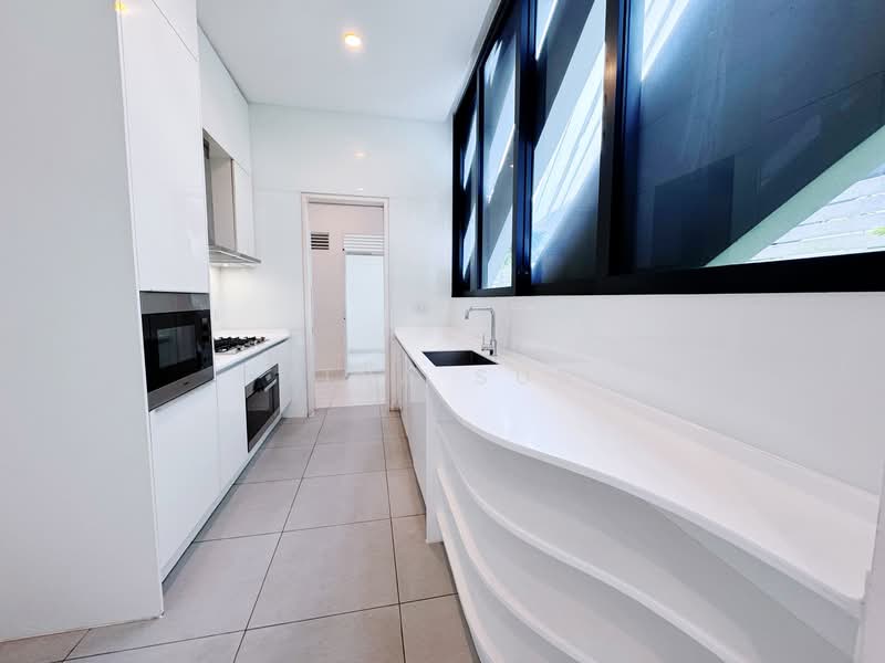 d'Leedon (Former Farrer Court) Condominium For Sale at S$ 5,500,000 | PropertyGuru Singapore - Kitchen