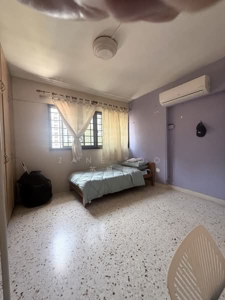 72 Bedok South Avenue 3 HDB Flat For Sale at S$ 730,000 | PropertyGuru Singapore - Common Bedroom 1