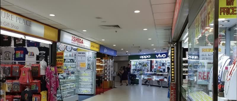 Lucky Plaza, 304 Orchard Road, 600 sqft, Mall Shop For Rent, by Adam Goh, 500068547 - CommercialGuru.com.sg