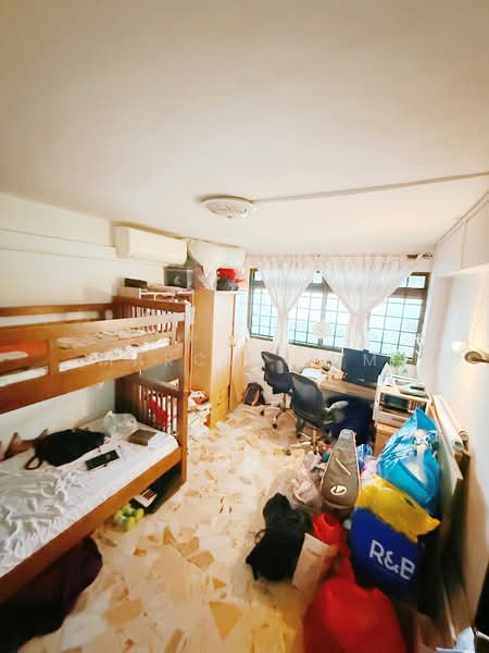 45 Marine Crescent, 45 Marine Crescent, 3 Bedrooms, 947 sqft, HDB Flat For Rent, by Marcus Lim, 500068550 - Bedroom - PropertyGuru.com.sg