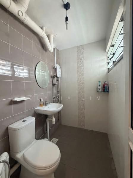 337 Bukit Batok Street 34 HDB Flat For Sale at S$ 498,000 | PropertyGuru Singapore