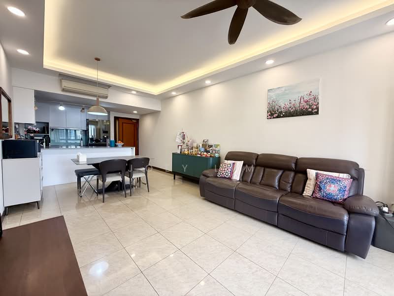 Seasons View Condominium For Sale at S$ 1,890,000 | PropertyGuru Singapore - Living Room