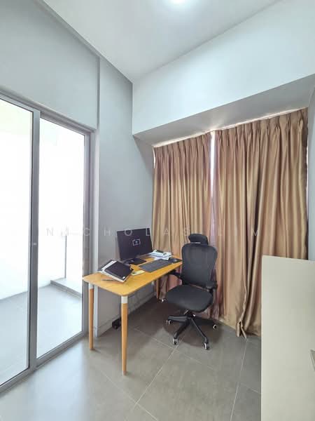 Katong Regency Condominium For Sale at S$ 1,150,000 | PropertyGuru Singapore - Study