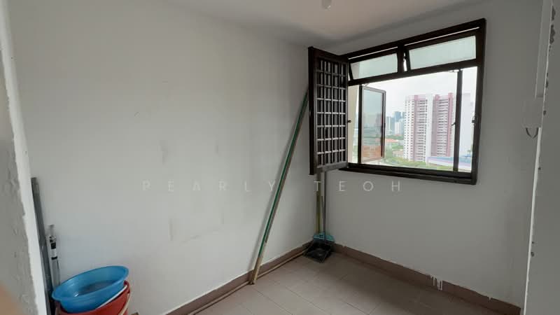 9 Selegie Road HDB Flat For Sale at S$ 470,000 | PropertyGuru Singapore - Utility room
