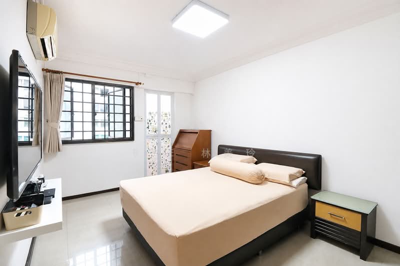 330 Ubi Avenue 1, 330 Ubi Avenue 1, 3 Bedrooms, 904 sqft, HDB Flat For Sale, by Bee 林美玲, 500068590 - Bedroom - PropertyGuru.com.sg