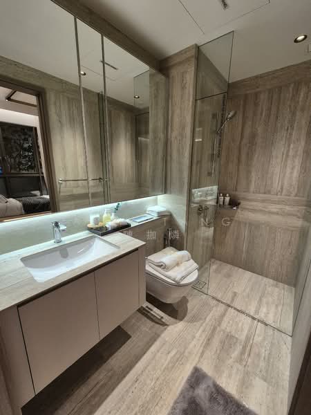 River Modern Condominium For Sale at S$ 2,506,000 | PropertyGuru Singapore - Bathroom