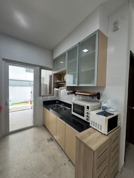 156 Bedok Road, , Room Rental, 300 sqft, Detached House For Rent, by Isaac Lin, 500068608 - Kitchen - PropertyGuru.com.sg