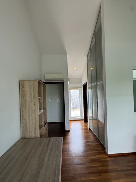 156 Bedok Road, , Room Rental, 300 sqft, Detached House For Rent, by Isaac Lin, 500068608 - Corridor - PropertyGuru.com.sg