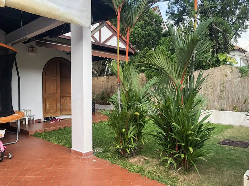 Siglap / Frankel Estate, Yarrow Gardens, 4 Bedrooms, 2,800 sqft, Semi-Detached House For Rent, by Dennis Schmelzer, 500068641 - Exterior - PropertyGuru.com.sg