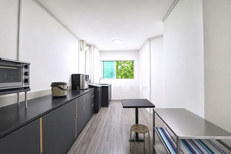 For Sale - 279 Tampines Street 22