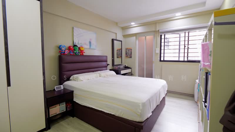 184 Bishan Street 13 HDB Flat For Sale at S$ 800,000 | PropertyGuru Singapore - Bedroom