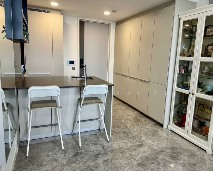 Riviere Condominium For Sale at S$ 1,690,000 | PropertyGuru Singapore - Kitchen