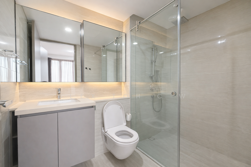 The Venue Residences and Shoppes, 12 Tai Thong Crescent, 2 Bedrooms, 850 sqft, Apartment For Rent, by Alex Toh C W, 500068684 - Bathroom - PropertyGuru.com.sg